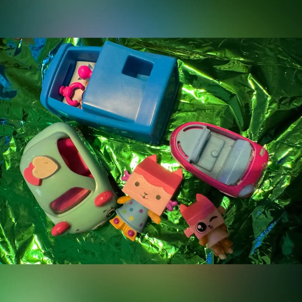 Gabby’s Dollhouse & shopkins mini lot
